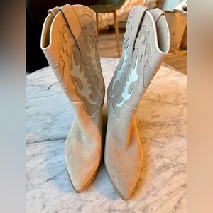 Dolce Vita Landen Suede Cream and Tan Western Boots